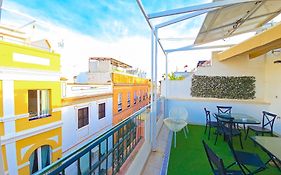 Hostel A2C (Adults Only)